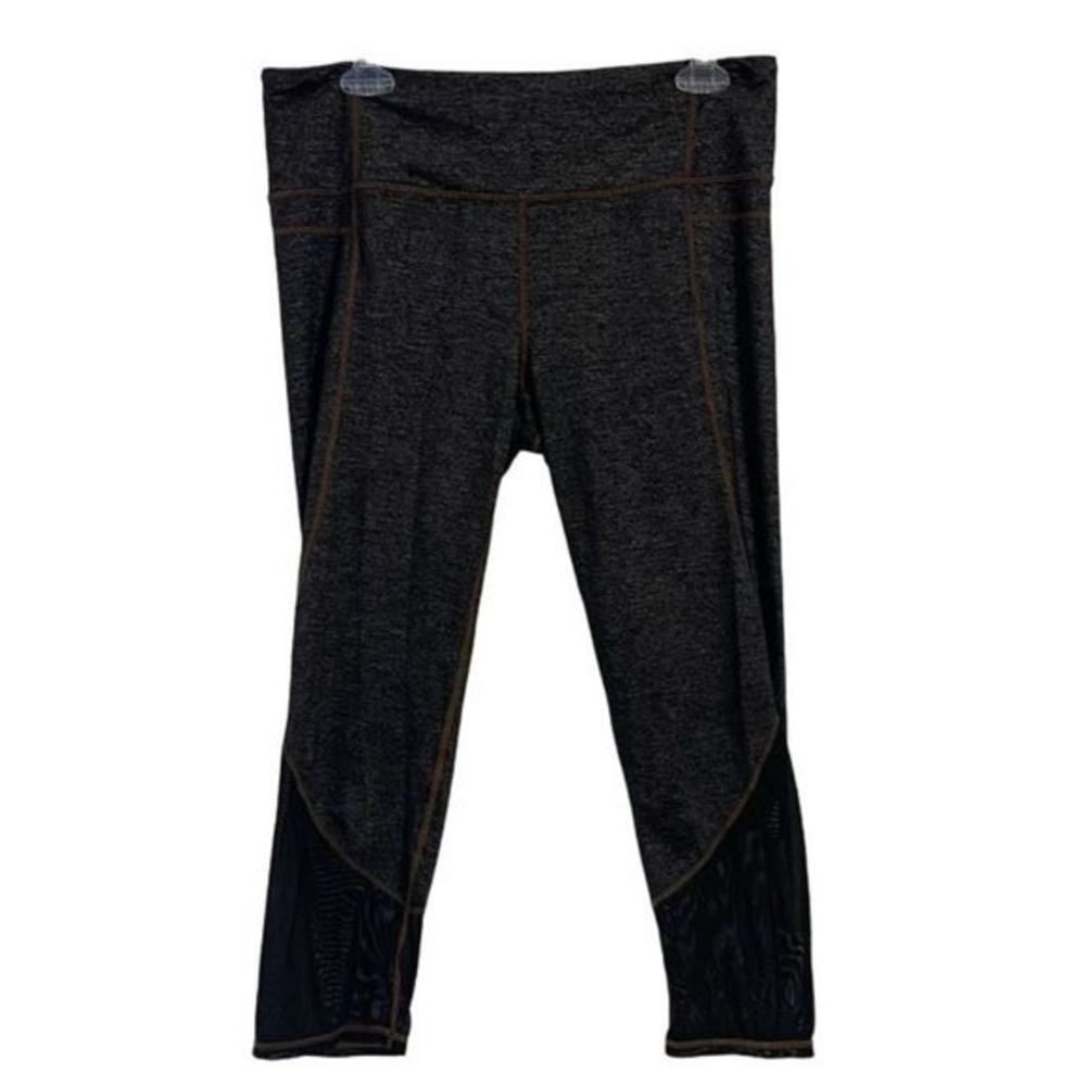 Athleta High Rise Quest Mesh Chaturanga Capri Gray Legging‎ Size L